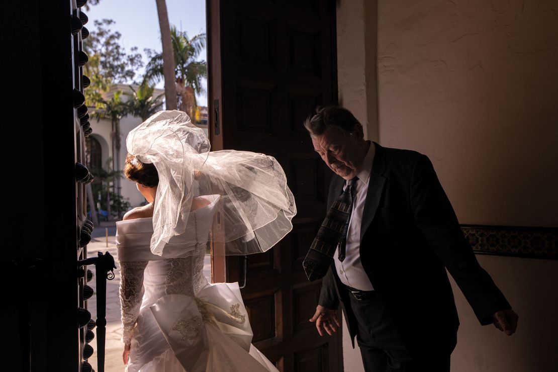 Diana Markosian, The Wedding, 2019, from Santa Barbara
(Aperture, 2020) © Diana Markosian
