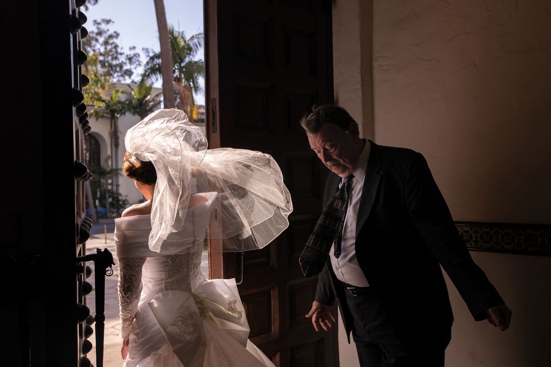 Diana Markosian, The Wedding, 2019, from Santa Barbara
(Aperture, 2020) © Diana Markosian