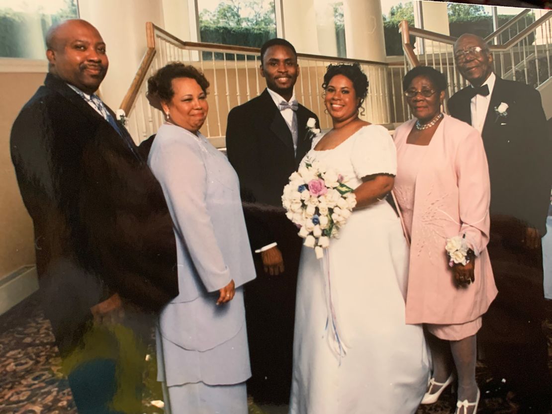 The Respers and Lyle families celebrated Lisa's wedding to Terry France in September 2001.