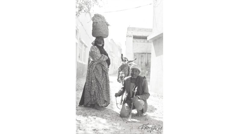 <strong>Village life: </strong>Before the real wealth began pouring in, Dubai was still a relatively small city, with many things little changed from the time it was just a simple fishing village. 