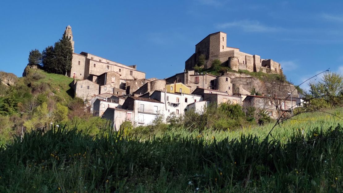 Those who purchase one of the abandoned homes here will not have to pay a deposit guarantee.