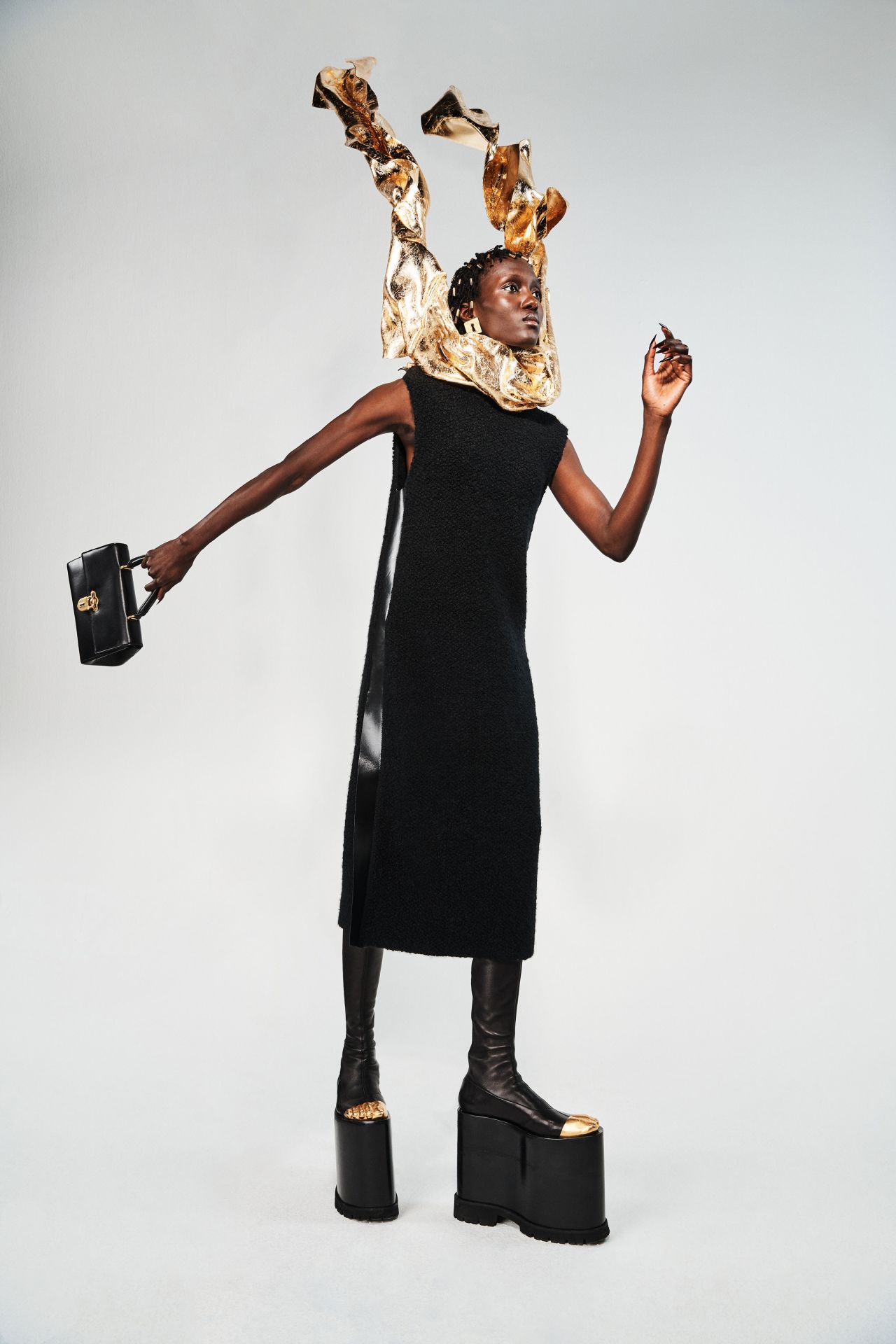 Schiaparelli's Fall-Winter 2021/22 collection consisted of surreal and irreverent silhouettes.