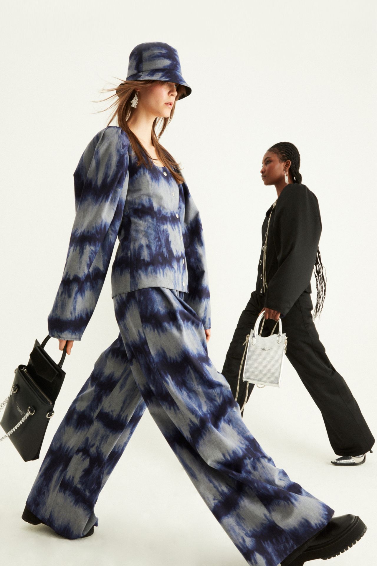 The Victoria/Tomas Fall-Winter 2021/22 collection kept sustainability in mind by producing an entirely reversible range.
