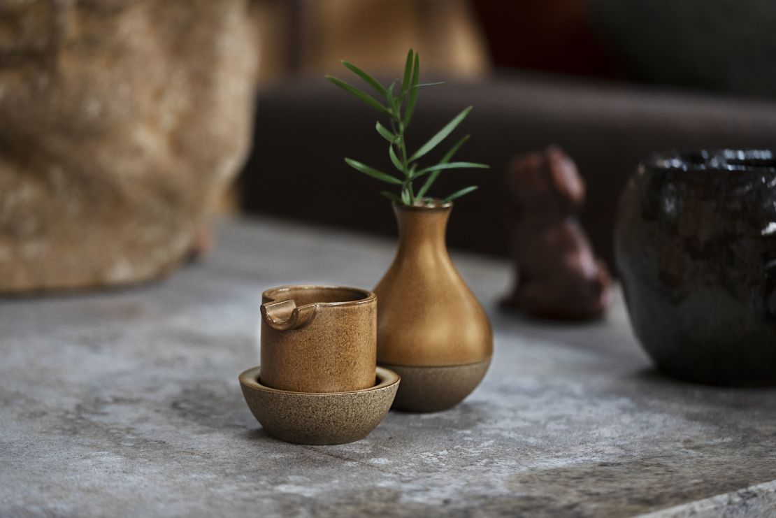 The ashtray set was designed by Rogen and features a rest for one's smoking apparatus, a saucer to hold a lighter and a matching earthenware vase. Houseplant's products are meant to be displayed in the home.