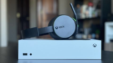 xbox wireless headset with console