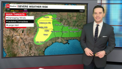 daily weather forecast severe storm tornado hail wind _00000000.png