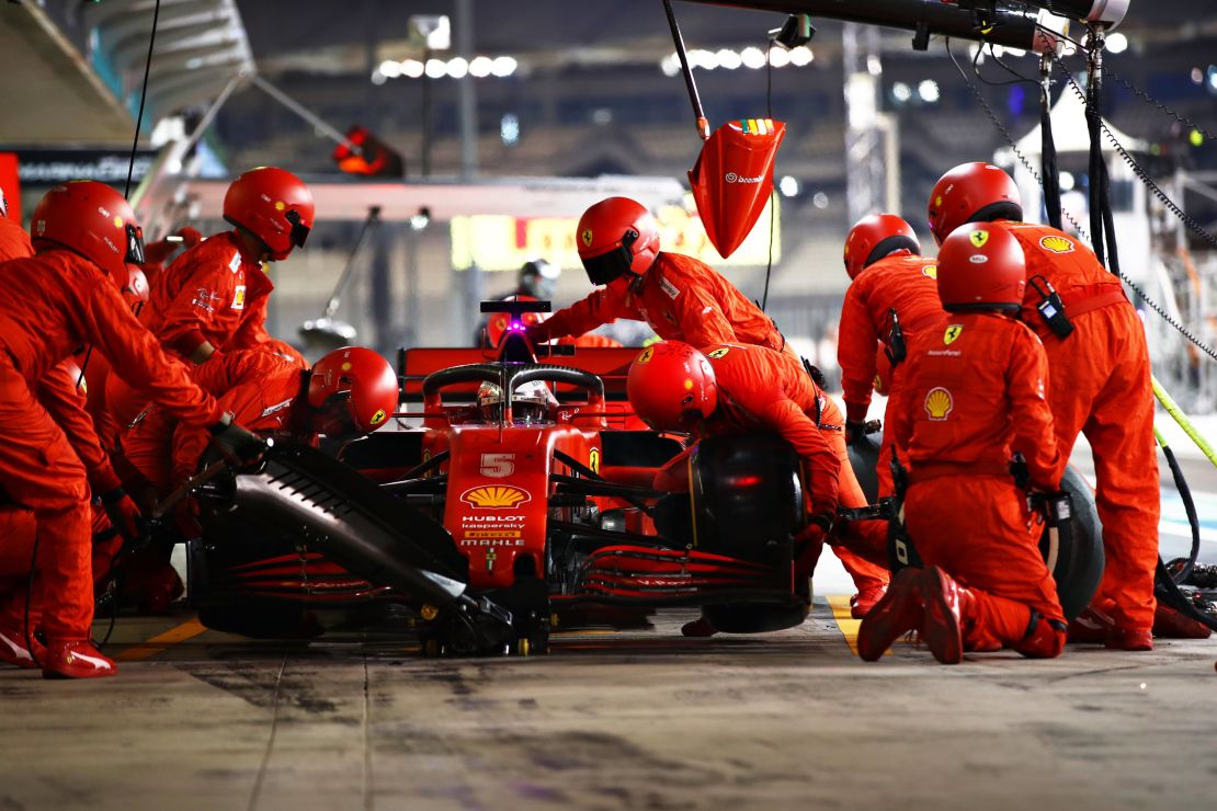 Vettel in the pits during Abu Dhabi  Grand Prix.