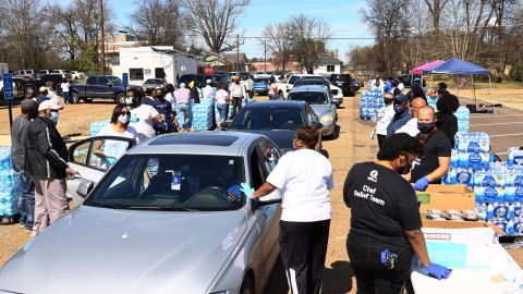 Volunteers at a water and food drive held by College Hill Baptist Church and the World Central Kitchen on March 7 in Jackson, Mississippi. 