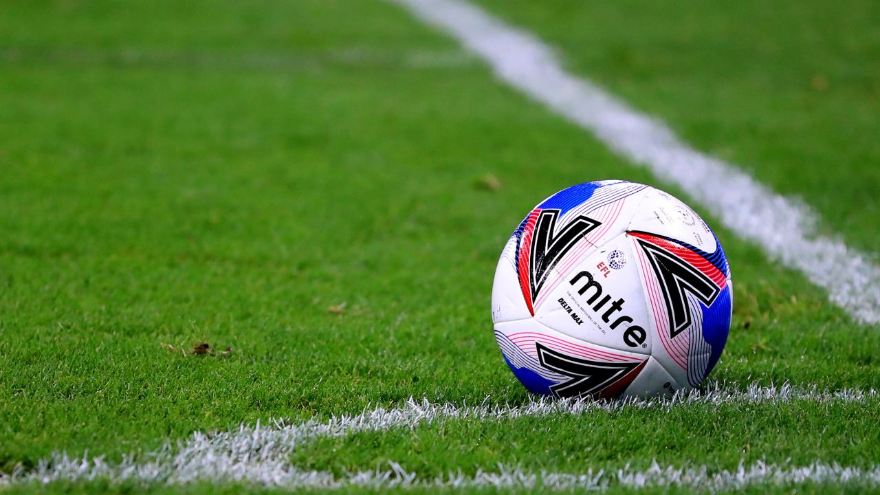 HUDDERSFIELD, ENGLAND - NOVEMBER 03: A general view of the Official Mitre Delta Max EFL match ball during the Sky Bet Championship match between Huddersfield Town and Bristol City at John Smith's Stadium on November 03, 2020 in Huddersfield, England. Sporting stadiums around the UK remain under strict restrictions due to the Coronavirus Pandemic as Government social distancing laws prohibit fans inside venues resulting in games being played behind closed doors. (Photo by George Wood/Getty Images)