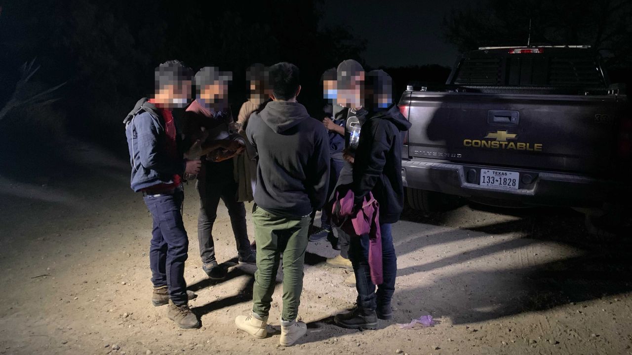 A deputy constable encounters a group of migrant teenagers from Guatemala. CNN has obscured the faces of the teens to protect their identities.