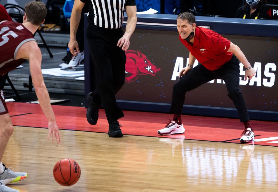 Arkansas head coach Eric Musselman barks out defensive instructions on March 19.