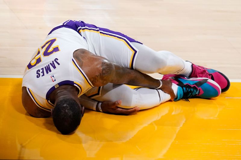 Lakers standing before lebron james injury on sale