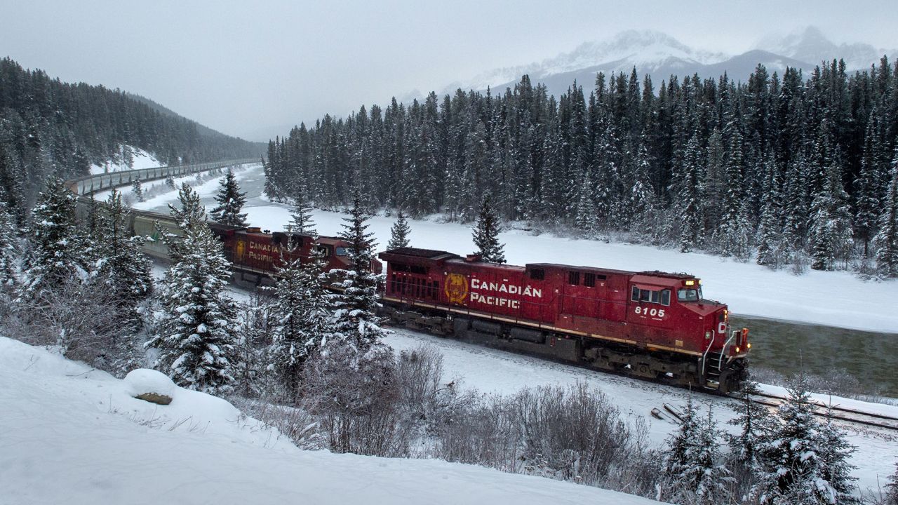 A Canadian Pacific grain train makes its way toward Lake Louise in 2019. 