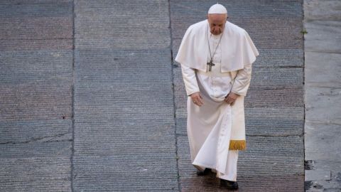 Pope Francis in the documentary 'Francesco' (Courtesy: Photographic Service L'Osservatore Romano/Discovery+).