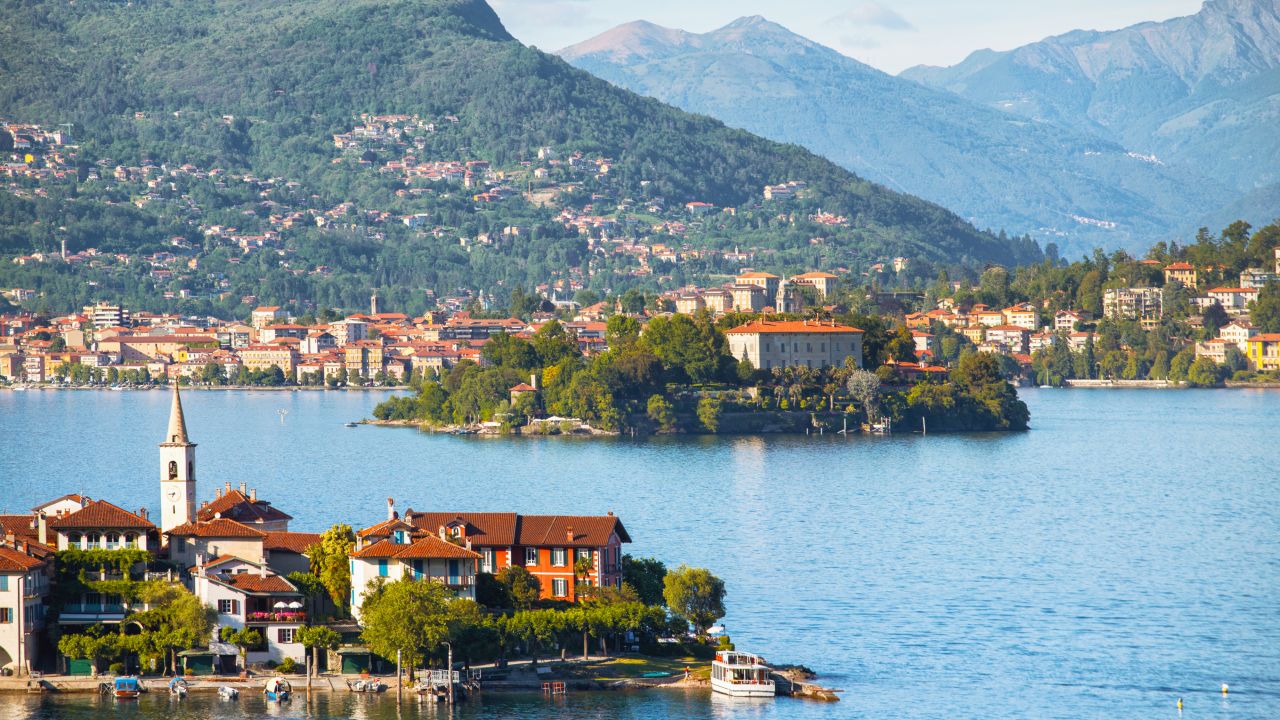 The Barretts bought a house on Lake Maggiore -- without ever having gone there.