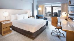 Earn bonus points when you stay at properties like the New York Hilton Midtown.