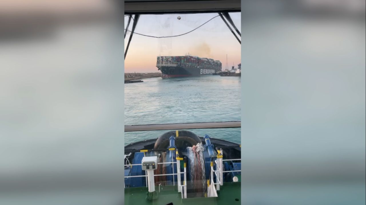 screengrab suez canal stern dislodged