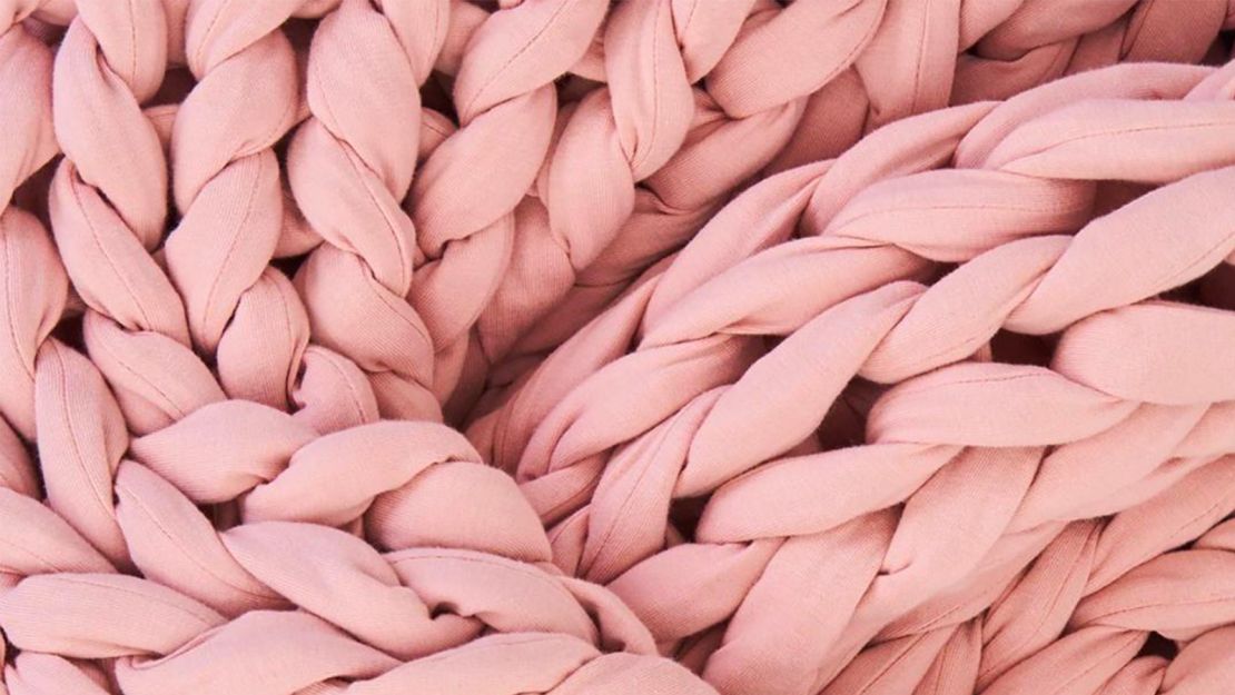 Bearaby Weighted Blanket CNN Underscored