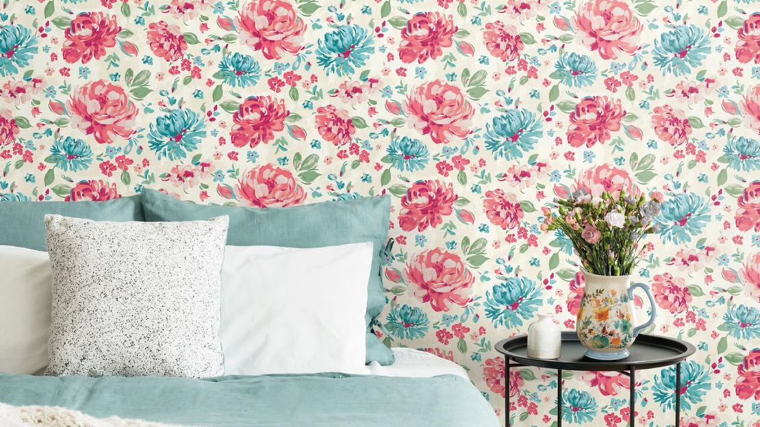 The Pioneer Woman Gorgeous Garden Pink Peel-and-Stick Wallpaper