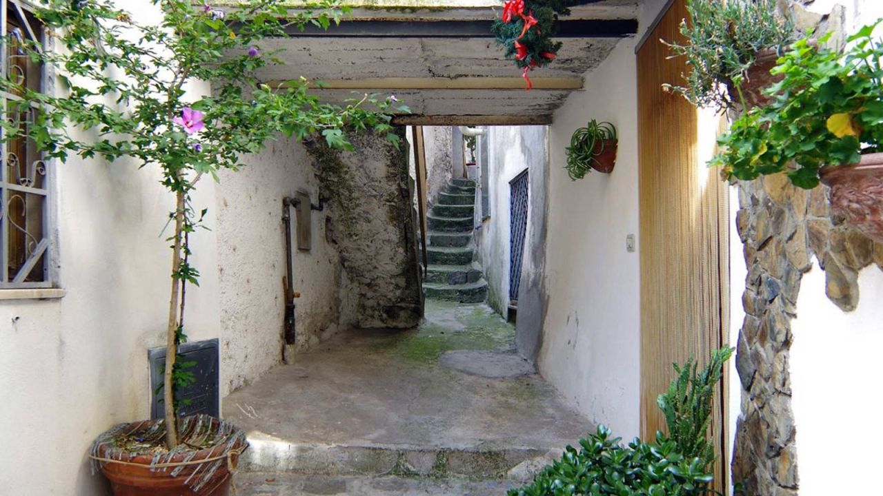 Now you can move into an Italian house for just 12,000 CNN