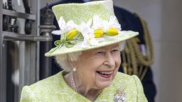 EGHAM, ENGLAND - MARCH 31: Queen Elizabeth II during a visit to The Royal Australian Air Force Memorial on March 31, 2021 near Egham, England. (Photo by Steve Reigate - WPA Pool/Getty Images)