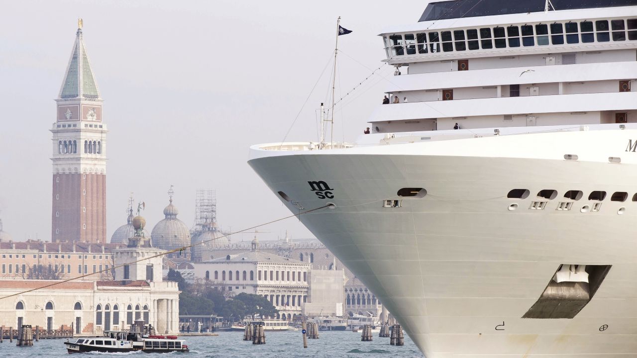 The MSC Magnifica cruise liner ship passes in front of St Mark's square in Venice's basin on January 23, 2011. AFP PHOTO / ANDREA PATTARO (Photo credit should read ANDREA PATTARO/AFP via Getty Images)
