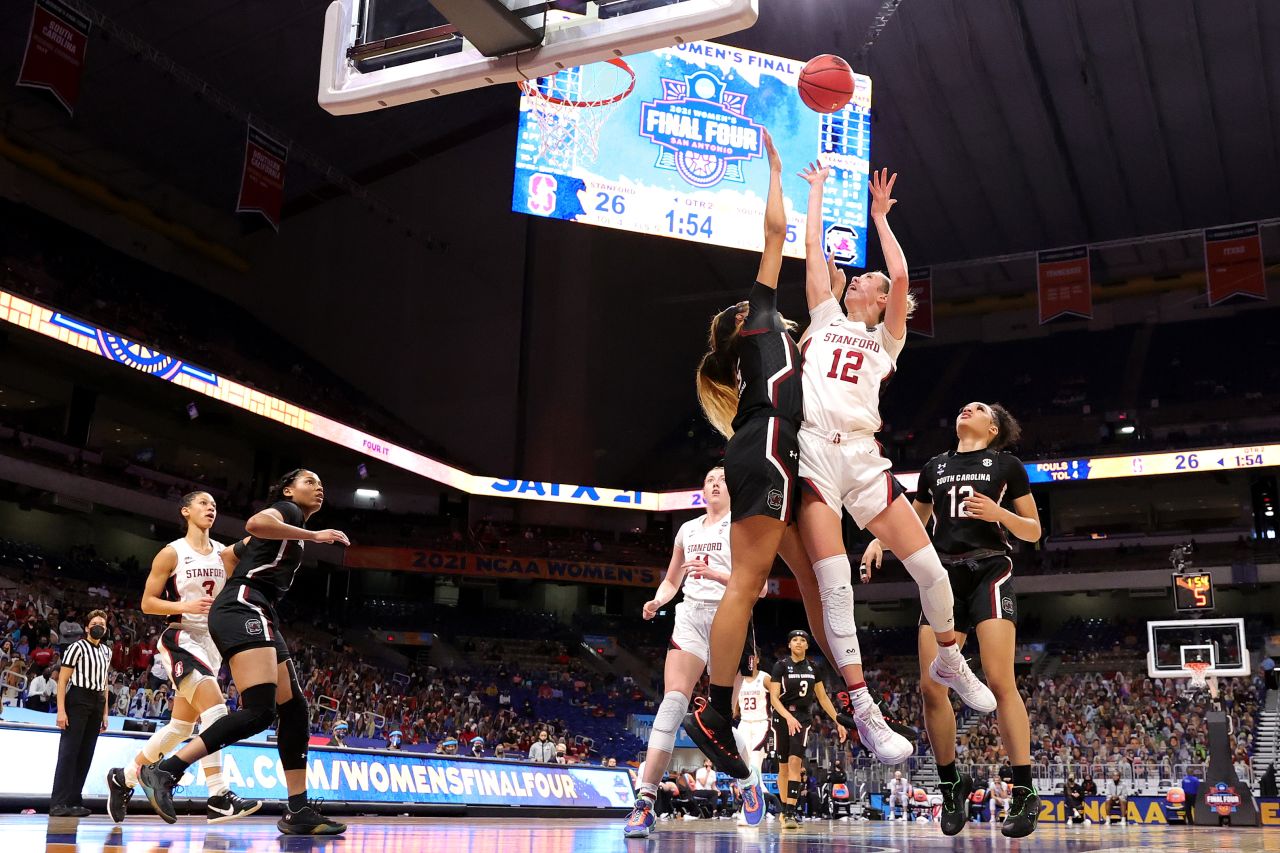 Stanford's Lexie Hull finished with 18 points and a team-high 13 rebounds against South Carolina. She also had four assists for the Cardinal.