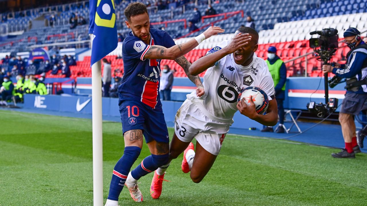 Lille's Tiago Djalo was also sent off.