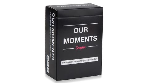 Our Moments Couples: 100 Thought-Provoking Conversation Starters for Great Relationships
