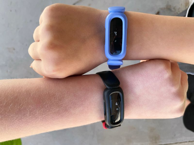 Fitbit junior hot sale waterproof