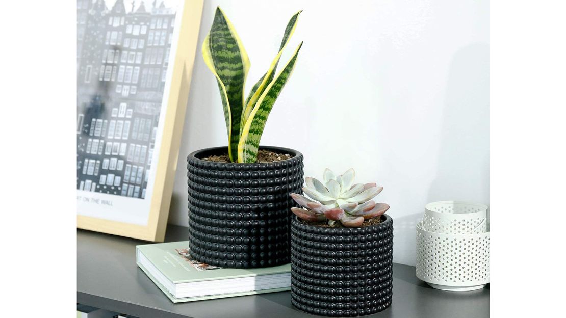 Potey Black Ceramic Hobnail Patterned Planter Pots