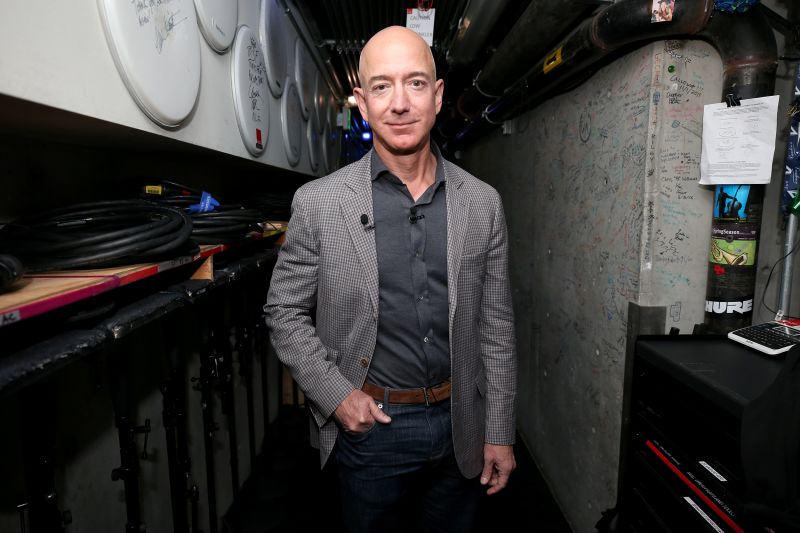 Opinion: Jeff Bezos’ Bad Billionaire Example | CNN