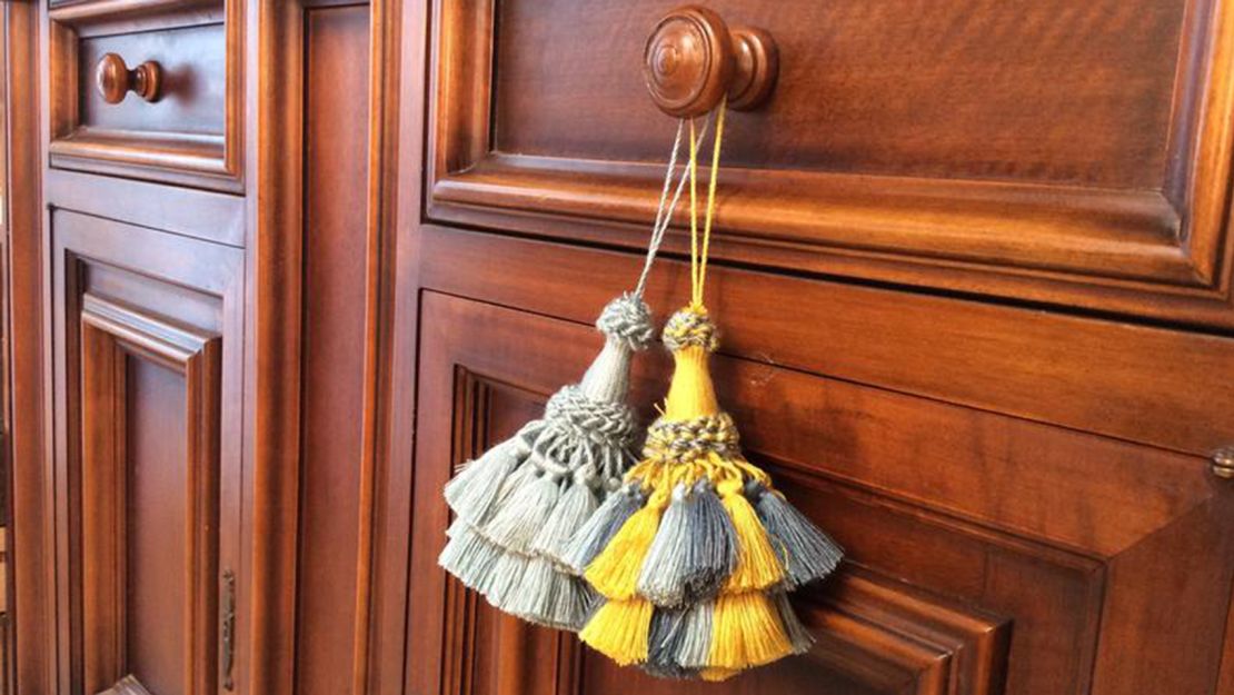 MerceriaNoeViu Big Tassel Pulls