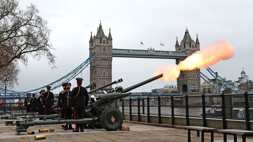 LONDON, UNITED KINGDOM - APRIL 10: The Honourable Artillery Company fire a gun salute at The Tower of London on April 10, 2021 in London, United Kingdom.  The Death Gun Salute will be fired at 1200 marking the death of His Royal Highness, The Prince Philip, Duke of Edinburgh. Across the country and the globe saluting batteries will fire 41 rounds, 1 round at the start of each minute, for 40 minutes. Gun salutes are customarily fired, both on land and at sea, as a sign of respect or welcome. The Chief of the Defence Staff, General Sir Nicholas Carter, said "His Royal Highness has been a great friend, inspiration and role model for the Armed Forces and he will be sorely missed." (Photo by Chris Jackson/Getty Images)