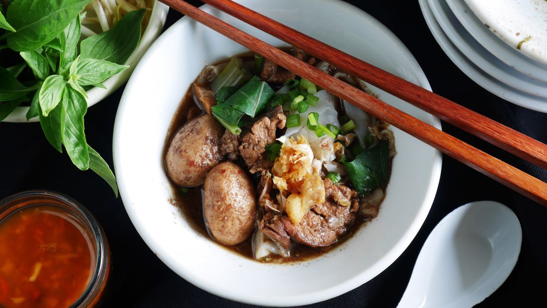 <strong>Thai boat noodles: </strong>What's the first thing Pepper eats when she returns to Thailand? "Me and Chrissy gotta go get boat noodles!" she says, referring to kuai tiao ruea -- small bowls of beef or pork noodles with a hearty broth.