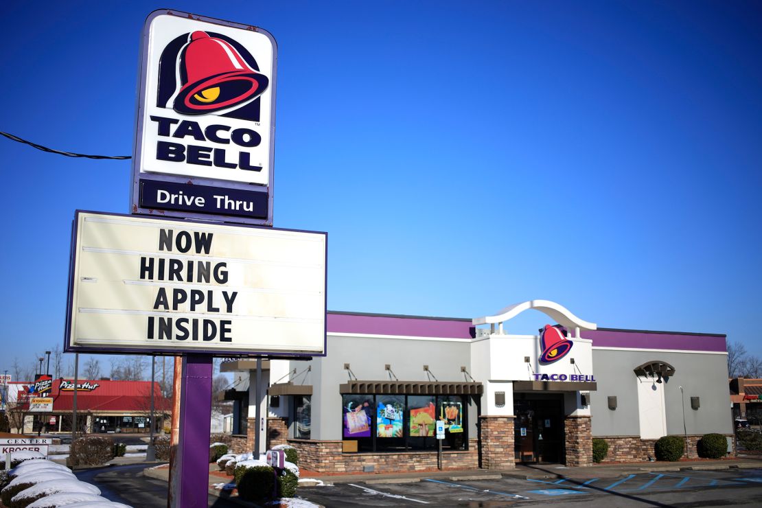 Taco Bell and other chains are recruiting thousands of workers.