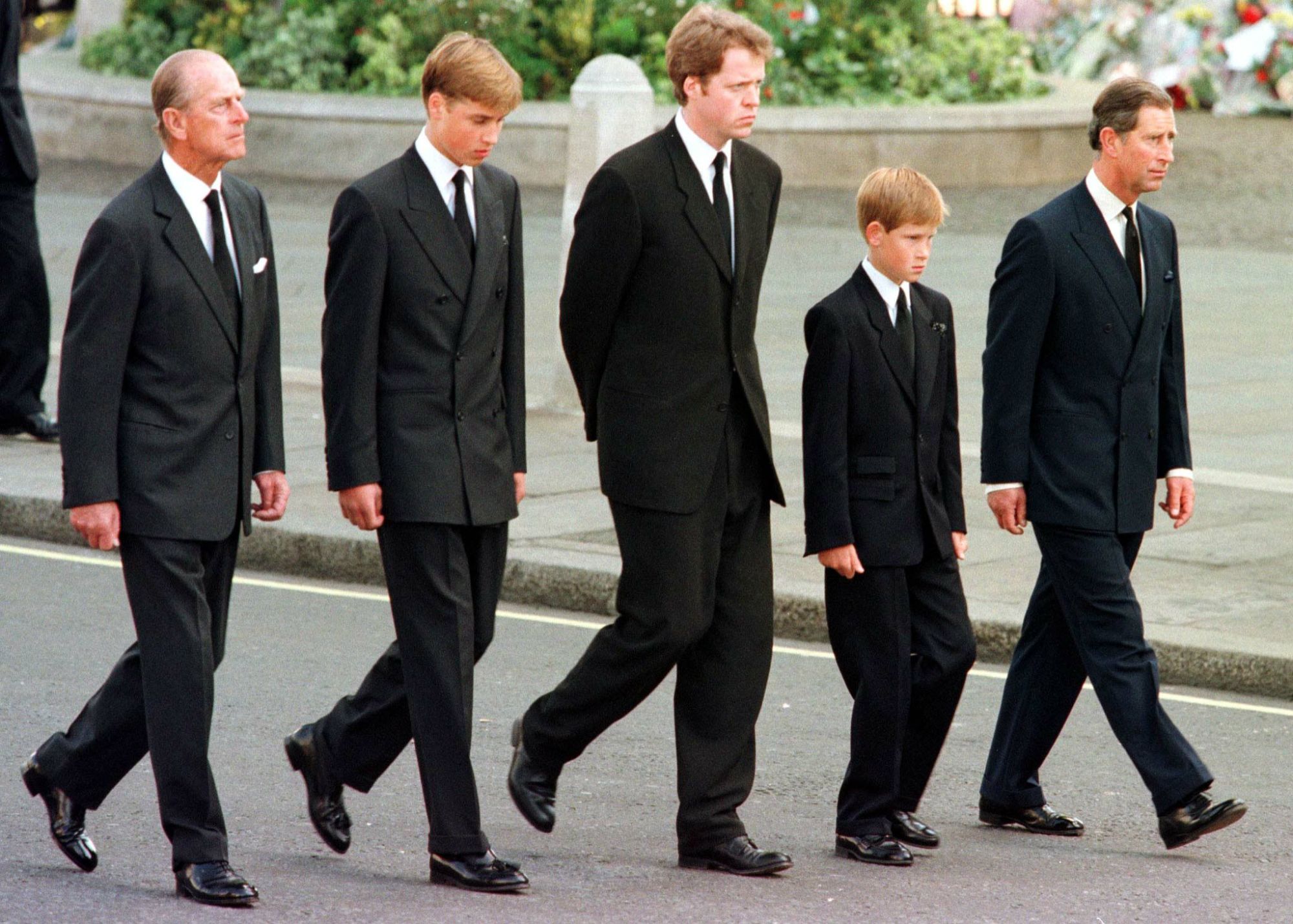 05 royal mourning dress codes history