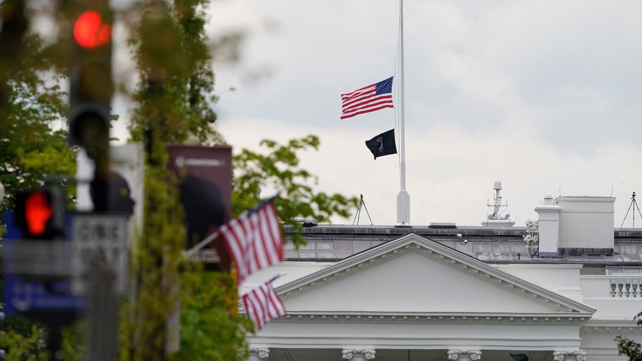 White House flag half staff 0416