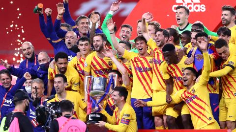 Barcelona players celebrate winning the Copa del Rey.