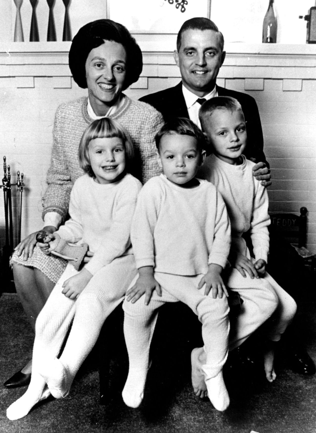 Joan and Walter Mondale pose for a family photo with their kids Eleanor, William and Ted, in Minneapolis on October 21, 1964.
