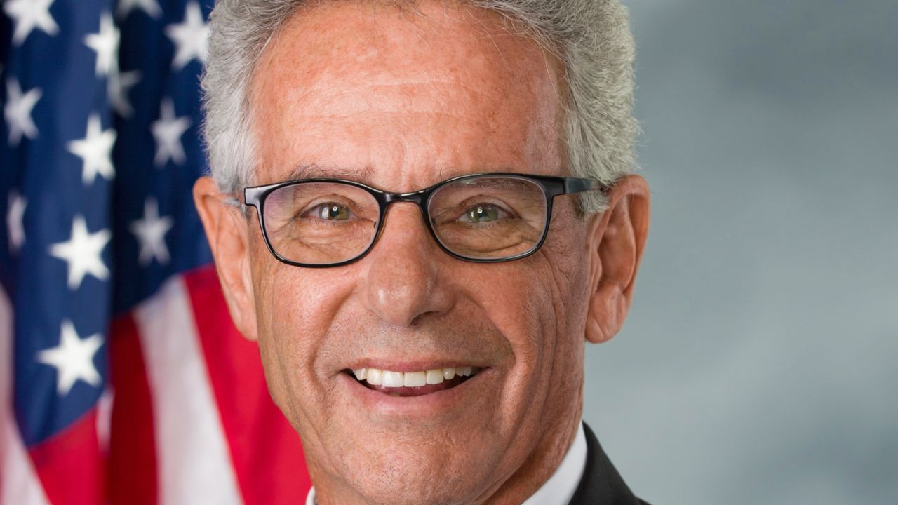 Alan Lowenthal