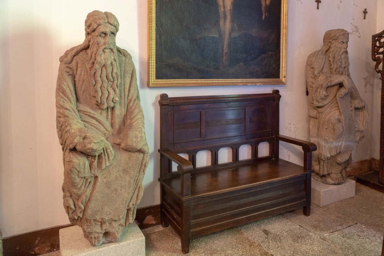 The house contains valuable artworks.