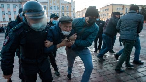 Police officers detain a protester in Ulan-Ude.
