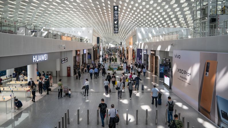 <strong>5. Shenzhen (SZX).</strong> Shenzhen Bao'an International Airport in Shenzhen, China, ranked fifth among the world's airports for passenger traffic in 2020.