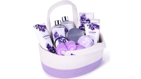 Body & Earth Spa Gift Set