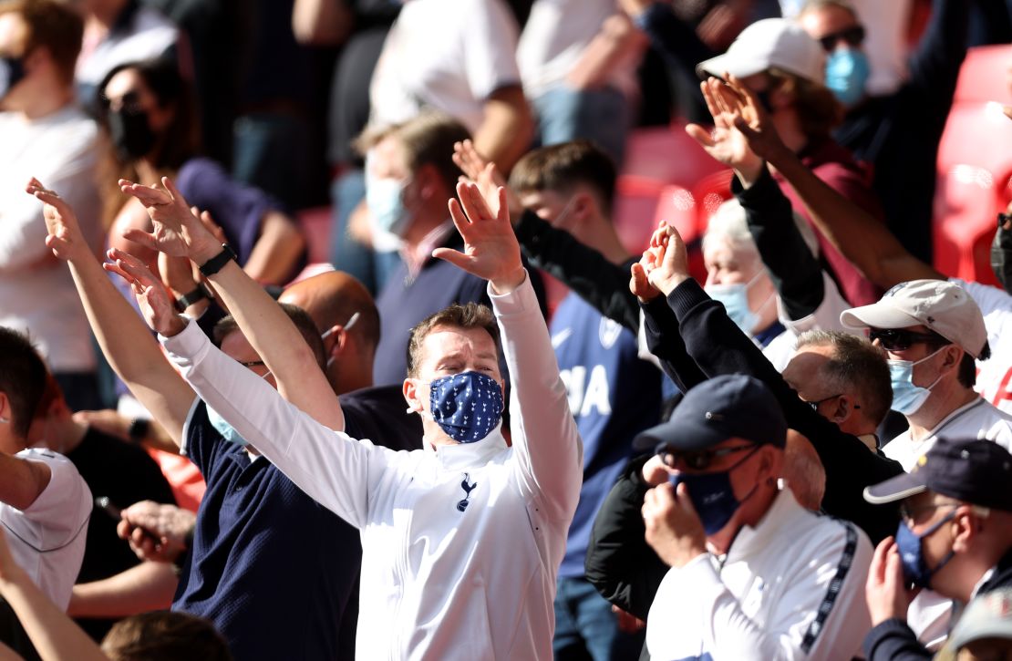 8,000 spectators were permitted into Wembley Stadium to watch the League Cup final.