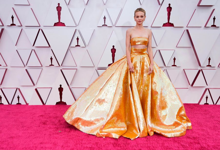 Oscars 2021: Red Carpet Fashion, Dresses