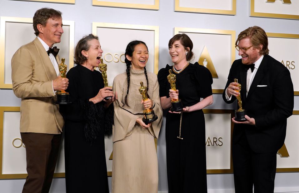 Oscars 2021 sees 'Nomadland' receive best picture as celebs rip Derek  Chauvin, police brutality