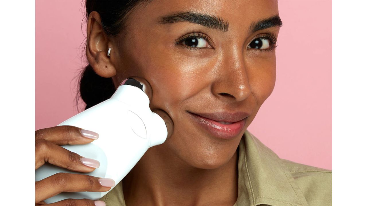 Nuface Trinity + Eye and Lip Enhancer Attachment Bundle