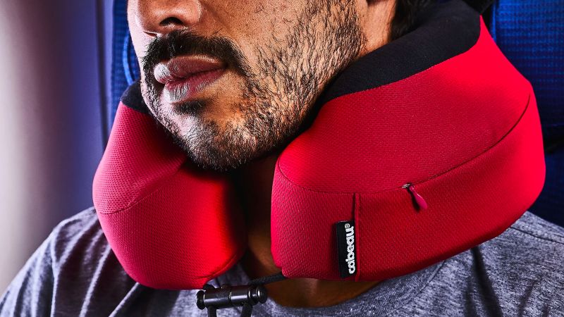 most comfortable travel pillow